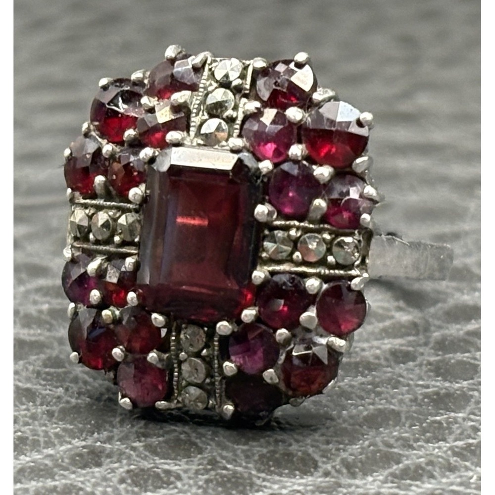Vintage Art Deco Era Bohemian Garnet Marcasite Sterling Silver Ring Size 5.5 - Picture 5 of 13